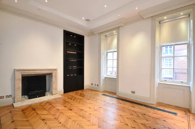 Photo 2 — 36 Albert Hall Mansions, Kensington Gore, London