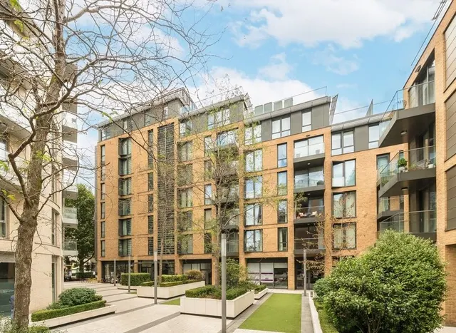 Plaza Gardens, Putney, SW15, photo 1