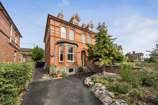 Victoria Road, Kington, HR5, photo 1