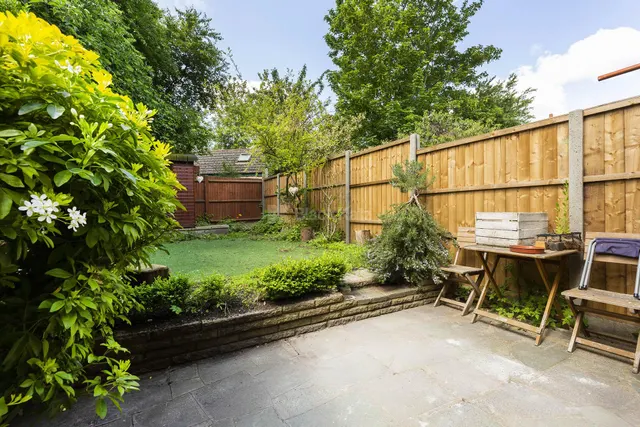 Pembroke Road, N10, photo 3