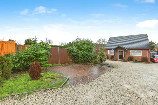 Kirkby Road, Barwell, Leicester, photo 1