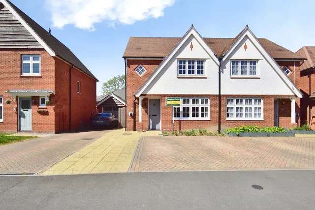 Irwell Road, Maidstone, Kent, ME17, photo 1