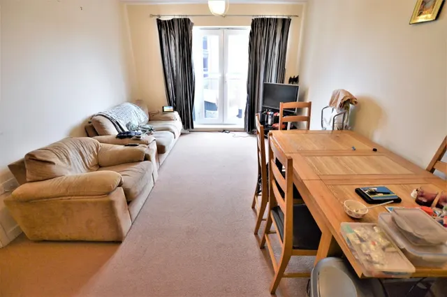 Photo 2 — Aspects Court, Windsor Road