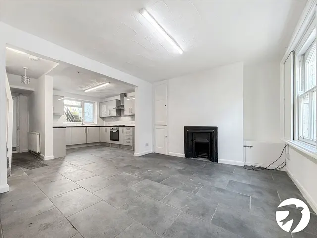 4 bedroom house, The Terrace, Rochester, ME1