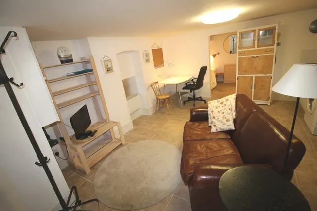 Bembridge Crescent, Southsea, PO4, photo 3
