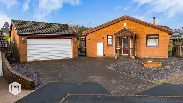 Aston Grove, Tyldesley, Manchester, M29 8XA, photo 1