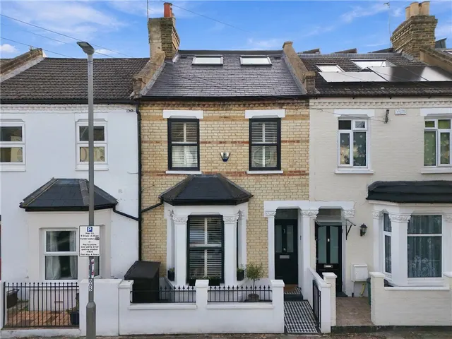 Langroyd Road, London, SW17, photo 2