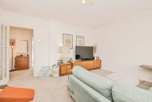 Ferryhills Close, Watford, WD19, photo 3