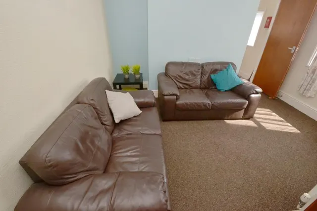Henry Road, West Bridgford, NG2, photo 3