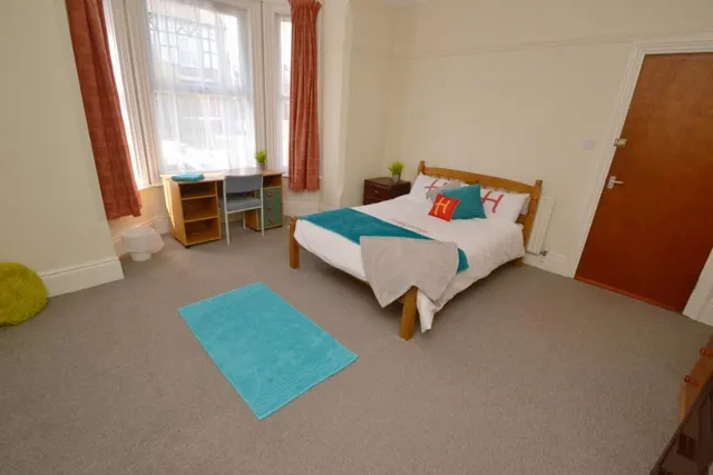Henry Road, West Bridgford, NG2, photo 1