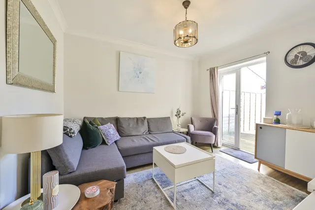 46a Dupont Road, London, photo 1