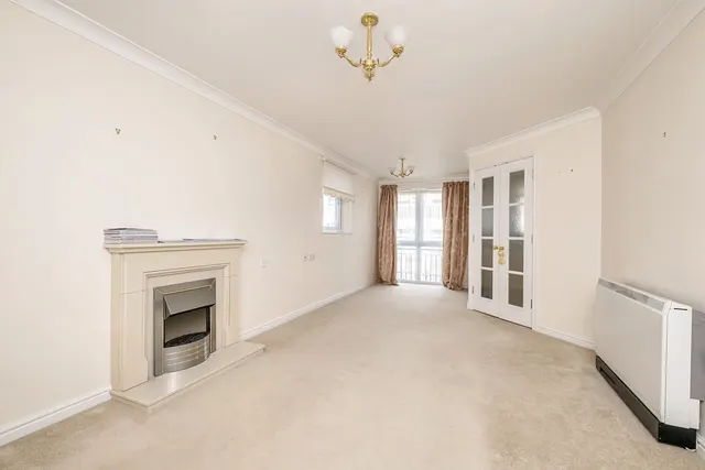 Photo 2 — Kingsley Court, Aldershot, GU11