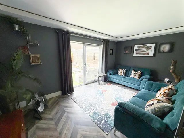 Photo 3 — Coppy Close, Bingley, BD16 1TD