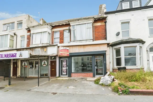 Lytham Road, Blackpool, FY1, photo 1