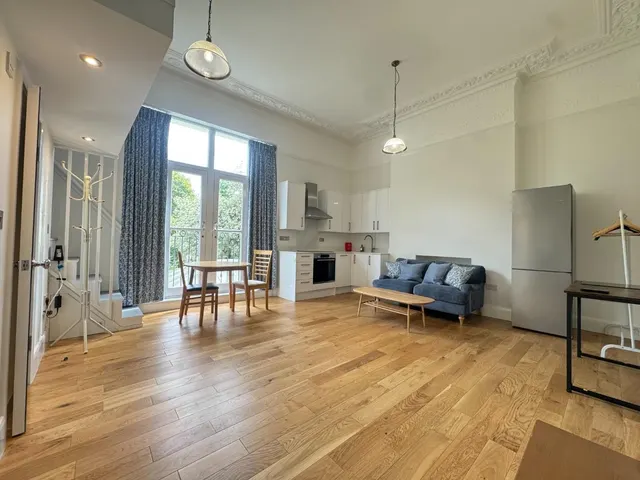 Buckland Crescent, Belsize Park, photo 1