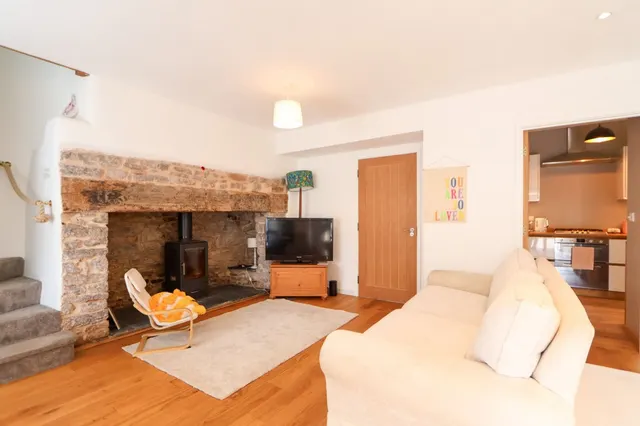 Photo 2 — Silver Street, Wrington, BS40
