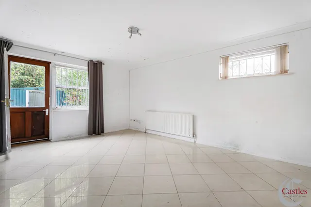 Edmeston Close, London, E9, photo 3