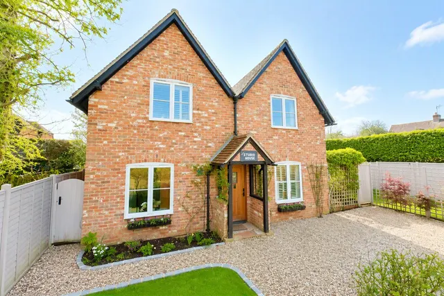 The Street, Rotherwick, RG27, photo 1