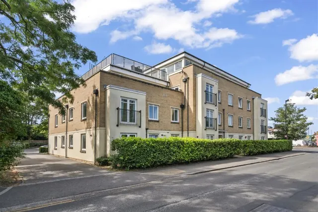 211 Worton Road, Isleworth, photo 1