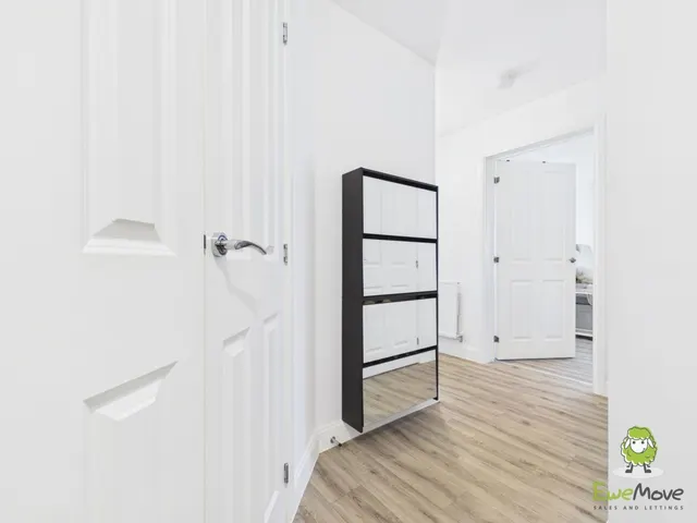 Blackmoor Drive, Basingstoke, RG24, photo 2
