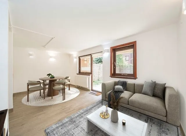 Worcester Mews, West Hampstead, NW6, photo 1