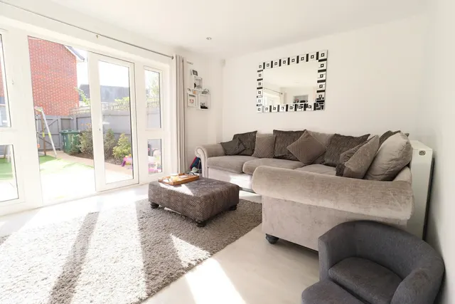 Herman Street, Aylesbury, HP18, photo 2