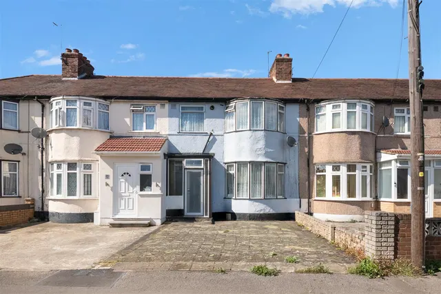 3 bedroom house, Bourne Avenue, Hayes