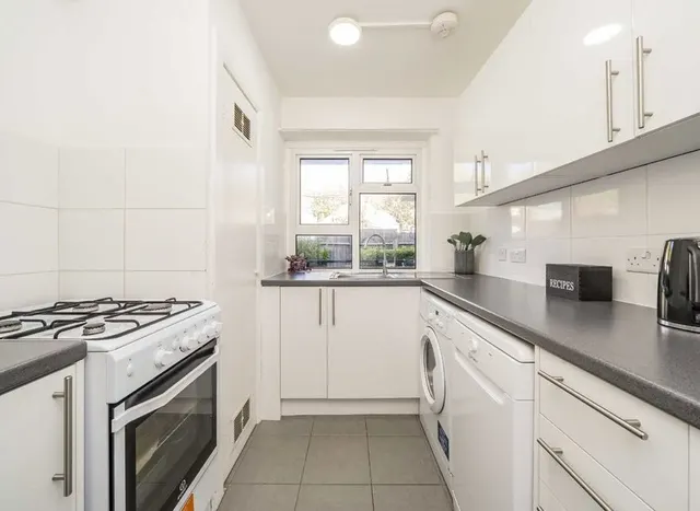 Ellesmere Road, Chiswick, W4, photo 3