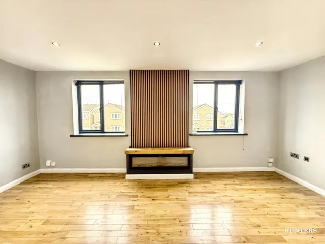 Hillgarth, WF12, photo 2