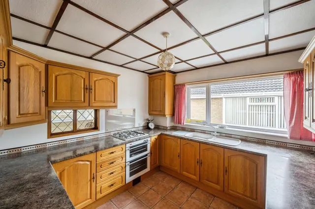 Photo 3 — Gayton Close, Balby, Doncaster