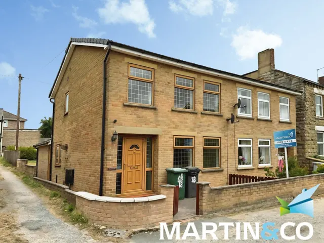 East Ardsley, Wakefield, West Yorkshire, photo 1