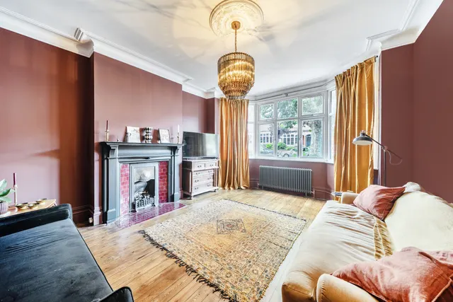 Woodberry Avenue, London, N21, photo 3