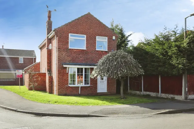 Southfields Rise, North Leverton, Retford, photo 1