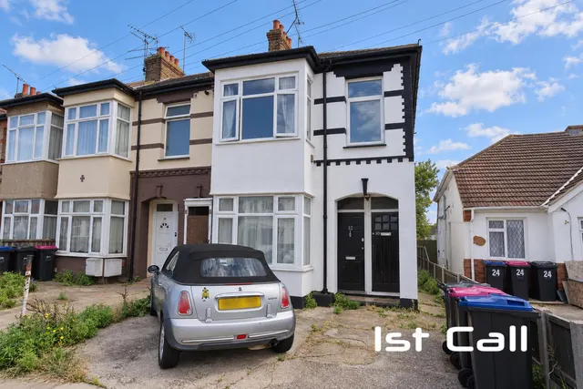 Seaforth Avenue, Southend-On-Sea, photo 1