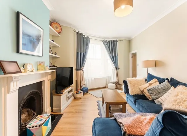 Photo 3 — Goodrich Road, East Dulwich, SE22