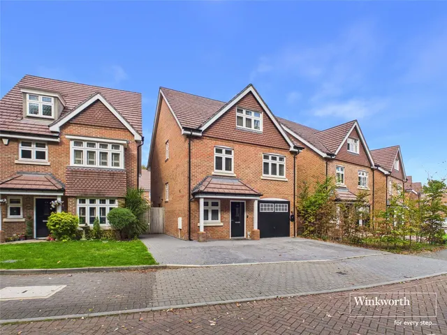 Faringdon Road, Earley, RG6, photo 2