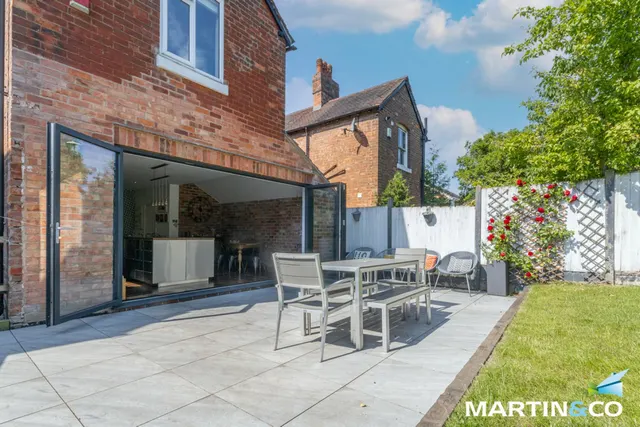 Photo 2 — Court Oak Road, Harborne, B17