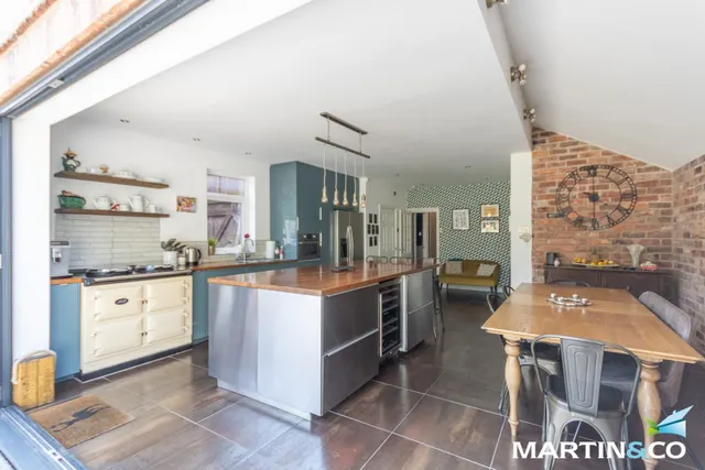 Photo 3 — Court Oak Road, Harborne, B17
