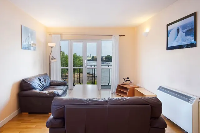 Riverview Court, Bellgate Place, photo 1