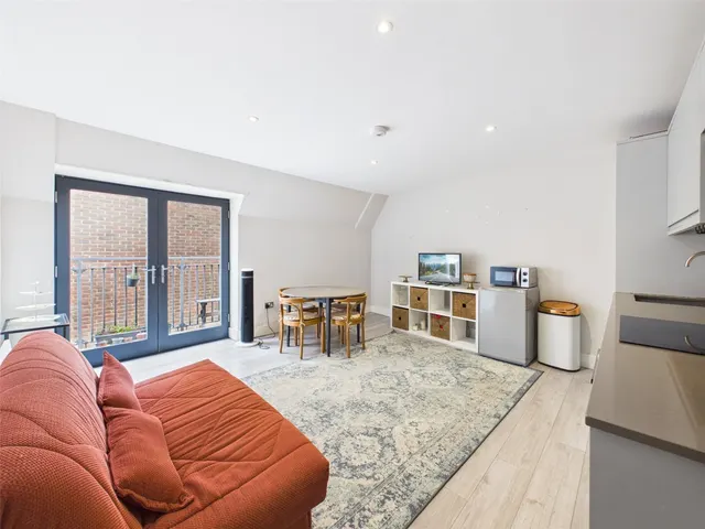 Swan Street, Isleworth, TW7, photo 2