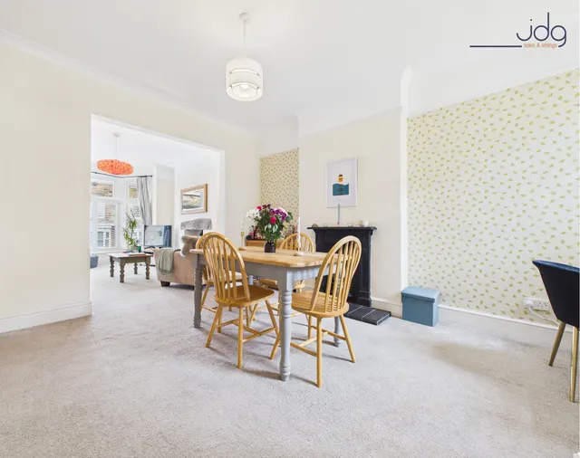 Dumbarton Road, Beautiful Kitchen Extension, LA1, photo 3