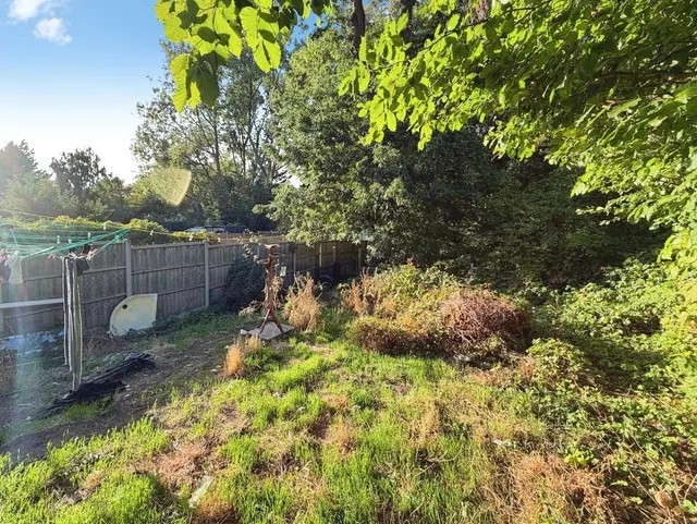 Woodhaw, Egham, TW20, photo 3
