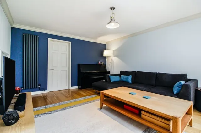 Fiona Close, Winchester, SO23, photo 2
