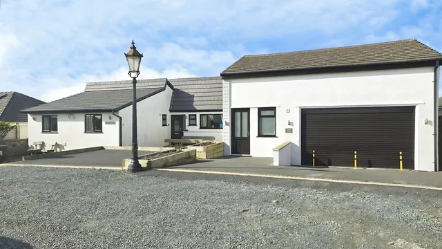 Penrallt Road, Trearddur Bay, LL65, photo 1