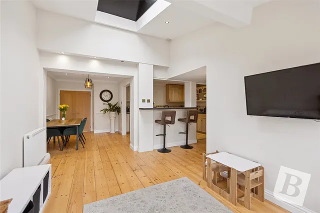 Acres Avenue, Ongar, CM5, photo 2