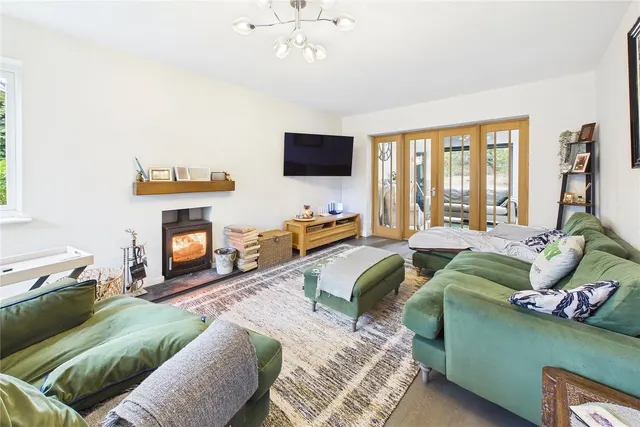 Clarewood Drive, Camberley, GU15, photo 2