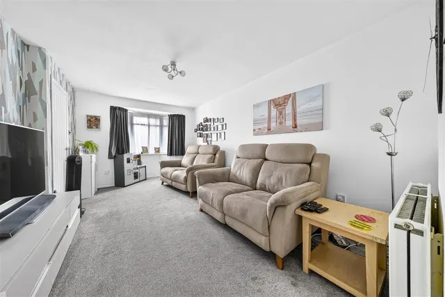 Lilac Close, Loughborough, photo 3