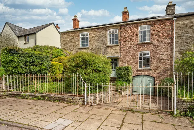 Grosmont, Abergavenny, NP7, photo 1