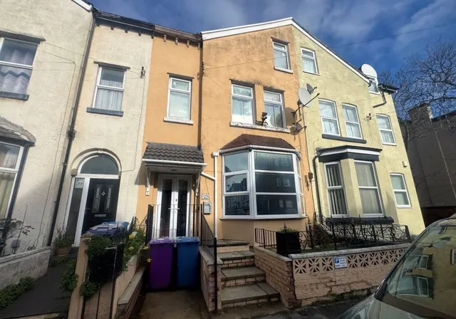 Kremlin Drive, Liverpool, L13, photo 1