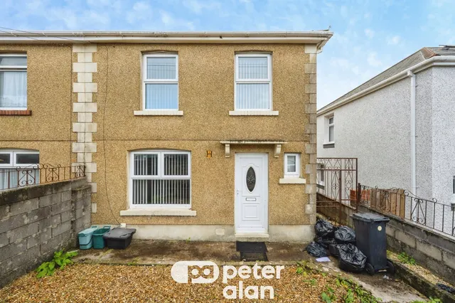 Ruskin Street, Neath, SA11, photo 1